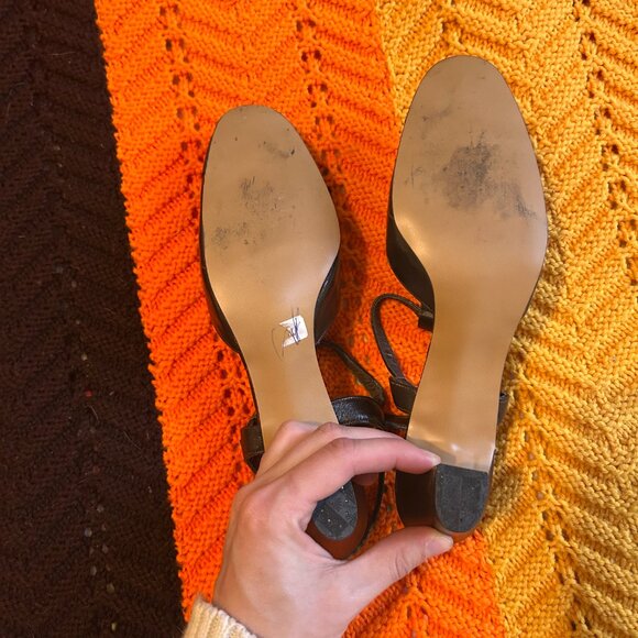 1970s Naturalizer Brown Leather T-bar Roman Mary Jane sandal heels- made in Cana - Picture 11 of 11